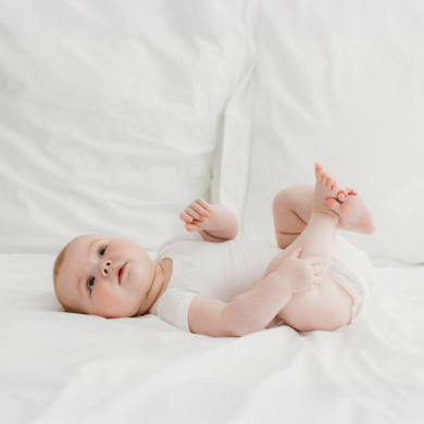 Eczema baby white short sleeve bodysuit